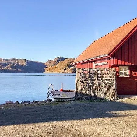 Stunning In Lindesnes W/ Jacuzzi And 5 Bedrooms Prázdninový dům Svenevik